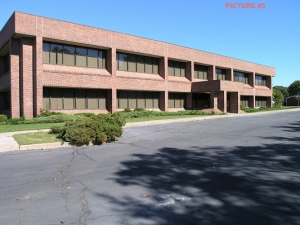 Listing Image #1 - Office for lease at 1400 Youngs Ave, Southold NY 11971