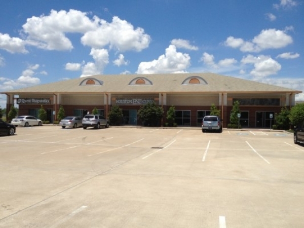 Listing Image #1 - Health Care for lease at 11454 Space Center Boulevard, Houston TX 77059
