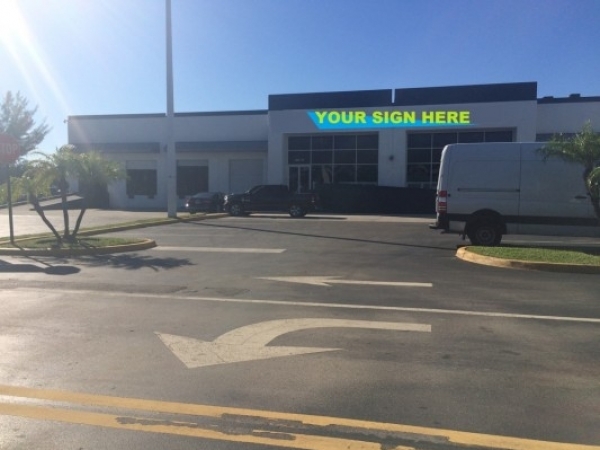 Listing Image #1 - Industrial for lease at 7500 NW 25 ST # 13-14, MIAMI FL 33122