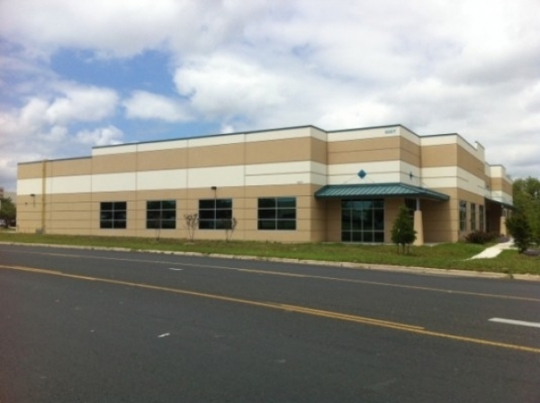 Listing Image #1 - Industrial for lease at 9007 Tuscany Way, Austin TX 78754