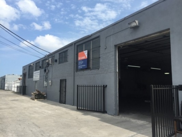 Listing Image #1 - Industrial for lease at 3810 NW 32 Avenue, Miami FL 33142