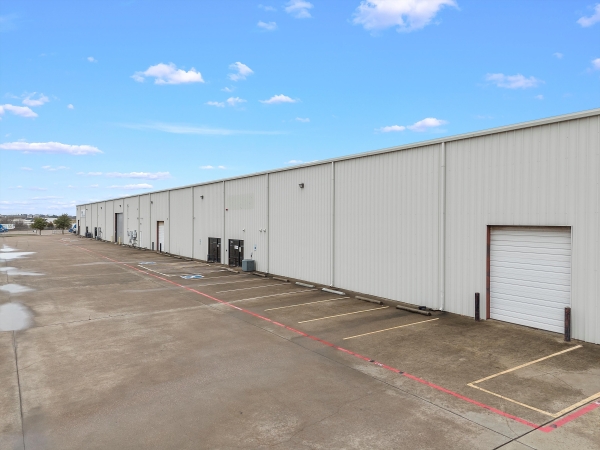 Listing Image #2 - Industrial for lease at 700 Schroeder Dr, Suite B, Waco TX 76710