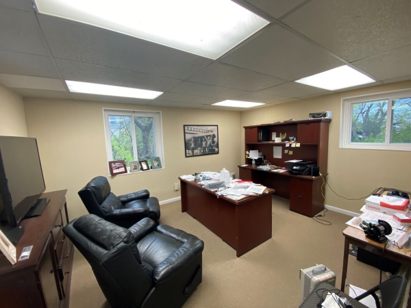Listing Image #2 - Office for lease at 10 Davis Avenue, Malvern PA 19355