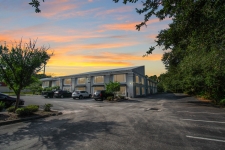 Office for lease in Jacksonville, FL