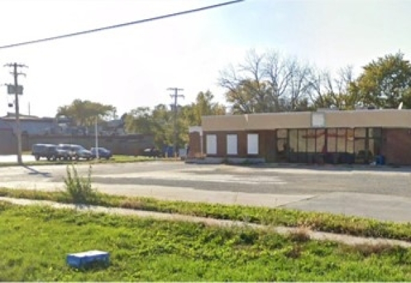 Listing Image #3 - Retail for sale at 1605 N Cunningham, Urbana IL 61802