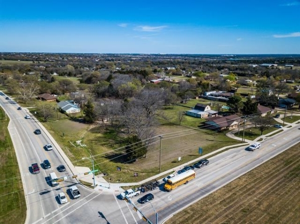 Listing Image #2 - Land for sale at 220 S Walnut Grove Road, Midlothian TX 76065