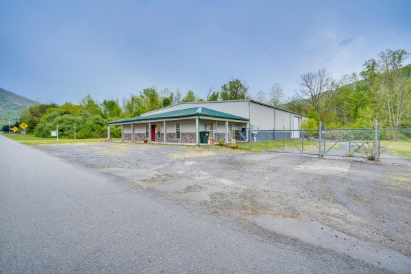Listing Image #3 - Others for sale at 5124 Highway 19e, Hampton TN 37658