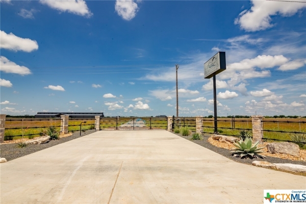 Listing Image #2 - Industrial for sale at 15927 US Highway 77 N, Victoria TX 77904