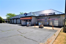 Listing Image #1 - Retail for sale at 1250 Douglas Rd, Oswego IL 60543