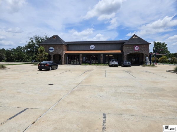 Listing Image #1 - Retail for sale at 2400 N 7TH  STREET, West Monroe LA 71291