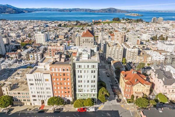 Listing Image #3 - Multi-family for sale at 2100 Jackson Street, San Francisco CA 94115