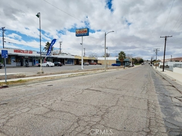 Listing Image #3 - Retail for sale at 872 E E Williams Street, Barstow CA 92311