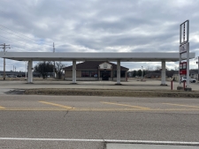 Retail property for sale in Greenville, IL