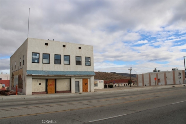 Listing Image #1 - Others for sale at 111 119 E Main Street, Barstow CA 92311