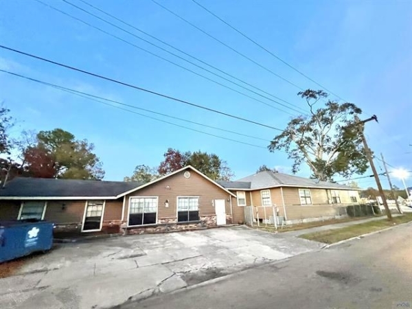 Listing Image #2 - Others for sale at 3393 Victoria, Baton Rouge LA 70805