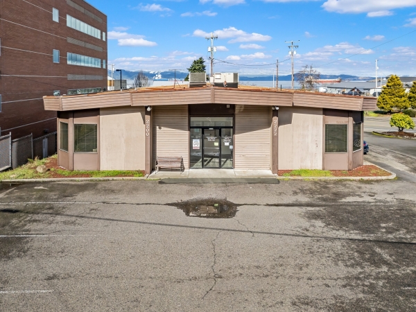 Listing Image #2 - Office for sale at 2200 Exchange St, Astoria OR 97103