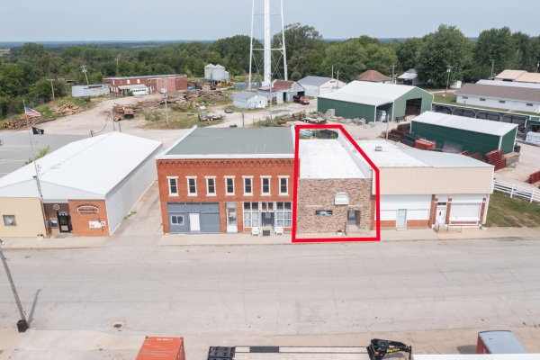 Listing Image #2 - Retail for sale at 18 N Livingston, Bucklin MO 64631