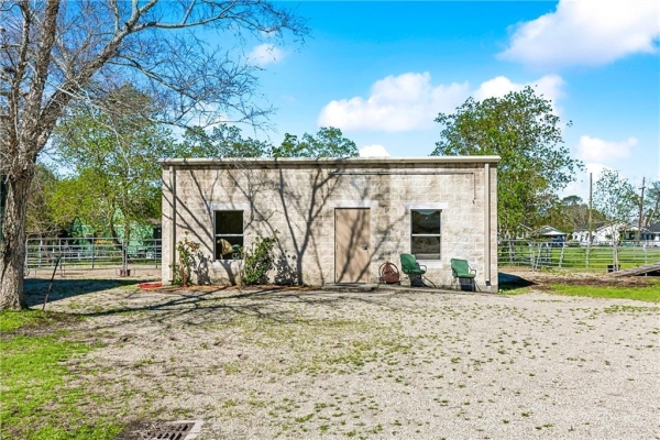 Listing Image #2 - Others for sale at 1721 General Collins Avenue, New Orleans LA 70114