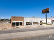 Listing Image #1 - Retail for sale at 303 N Chadbourne St, San Angelo TX 76903