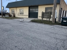 Retail property for sale in McHenry, IL