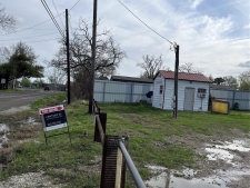 Retail property for sale in Wills Point, TX