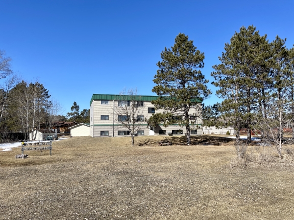 Listing Image #2 - Multi-family for sale at 1006 Patricia Ln NW, Bagley MN 56621