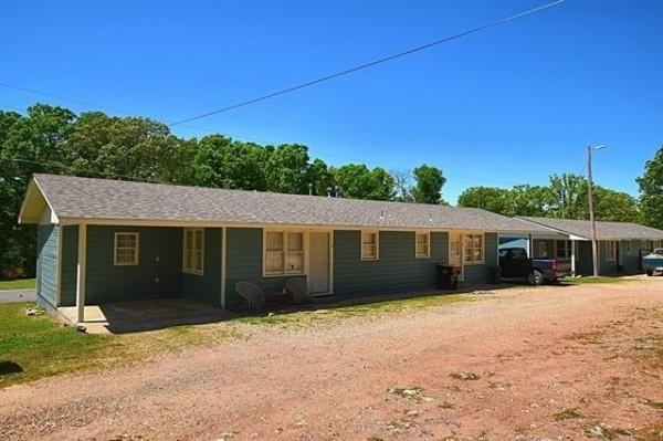 Listing Image #2 - Others for sale at 2001 E Downing Street, Tahlequah OK 74464
