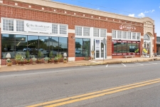 Listing Image #2 - Retail for sale at 924 Austin Ave, Waco TX 76701