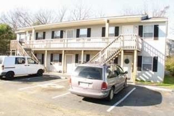 Listing Image #3 - Multi-family for sale at 310 Jefferson Street, Kernersville NC 27284