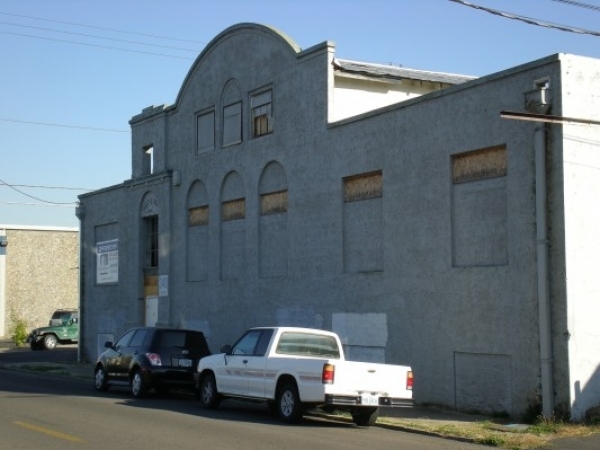 Listing Image #1 - Industrial for sale at 340 N Fir Street, Medford OR 97501 Listing Image #1 - Industrial for sale at 340 N Fir Street, Medford OR 97501