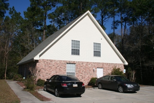 Listing Image #1 - Office for sale at 200 Commercial Square Road, Slidell LA 70461
