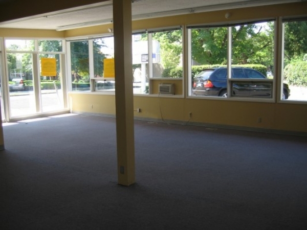 Listing Image #2 - Office for sale at 412 W. 12th Street, Vancouver WA 98660