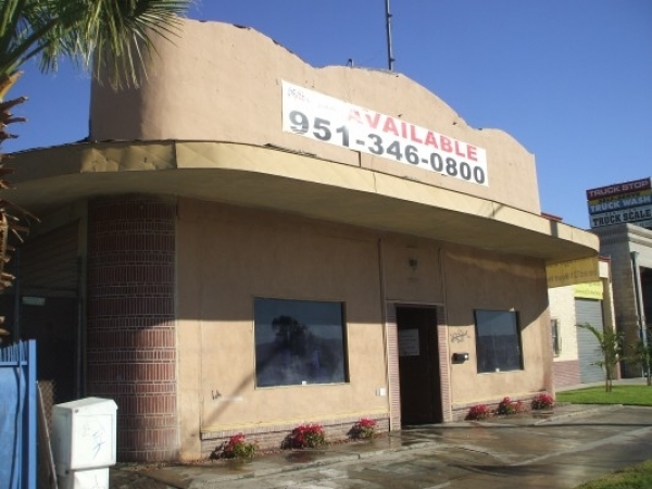 Listing Image #1 - Industrial for sale at 691 E Valley Blvd, Colton CA 92324