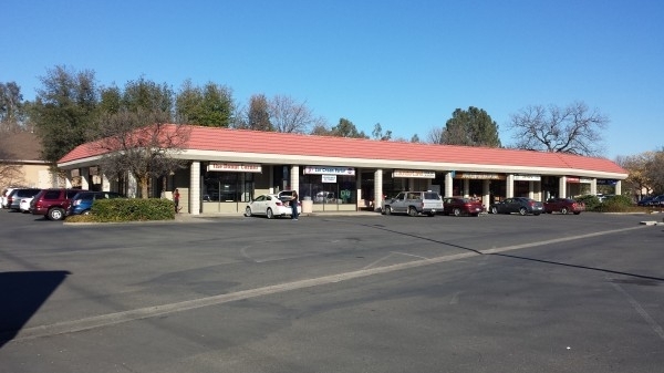 Listing Image #1 - Shopping Center for sale at 2951 Churn Creek Road, Redding CA 96002