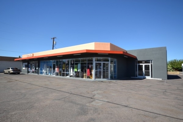 Listing Image #1 - Retail for sale at 500 W. Indian School Rd, Phoenix AZ 85013