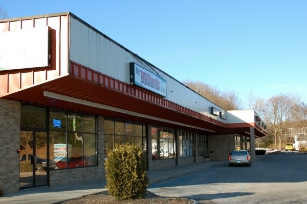 Listing Image #1 - Shopping Center for sale at 683 Winsted Rd., Torrngton CT 06790