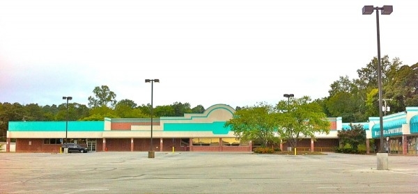Listing Image #1 - Shopping Center for sale at 3209 Wilcox Blvd., Chattanooga TN 37406