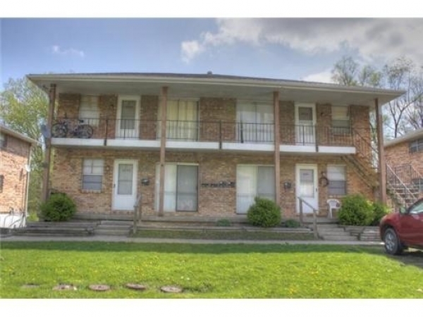 Listing Image #1 - Multi-family for sale at 3549 S Lynn Street, Independence MO 64055