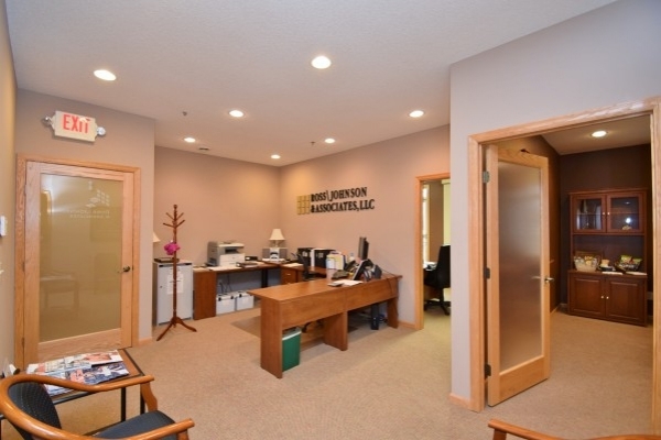 Listing Image #2 - Office for sale at 3380 Annapolis Ln N, Plymouth MN 55447
