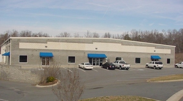 Listing Image #1 - Industrial for sale at 121 N. Commercial Dr., Mooresville NC 28115
