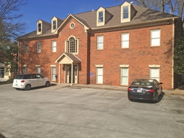 Listing Image #1 - Office for sale at 1944 Clairmont Road, Decatur GA 30033