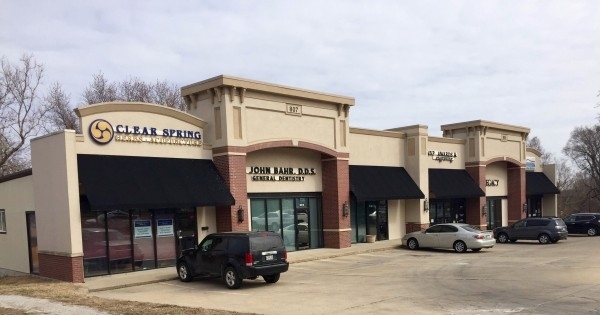 Listing Image #1 - Retail for sale at 805 Main Street, Blue Springs MO 64131