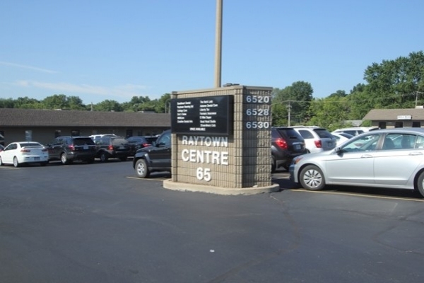 Listing Image #3 - Office for sale at 6520-30 Raytown Road, Raytown MO 64133