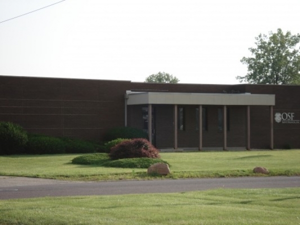Listing Image #1 - Office for sale at 1619 W. Altorfer, Peoria IL 61615 Listing Image #1 - Office for sale at 1619 W. Altorfer, Peoria IL 61615