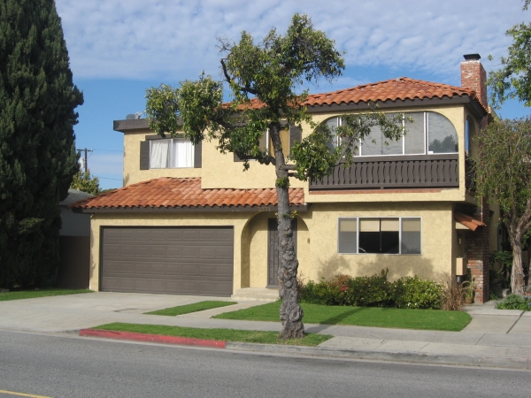 Listing Image #2 - Multi-family for sale at 2221 20th Street, Santa Monica CA 90405