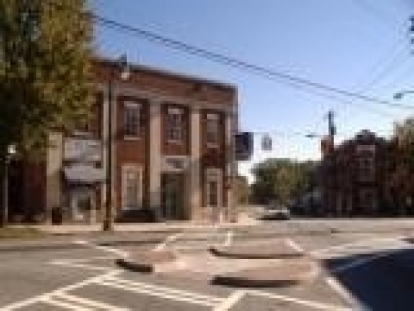 Listing Image #1 - Office for lease at 514 Flat Shoals Ave, Atlanta GA 30316