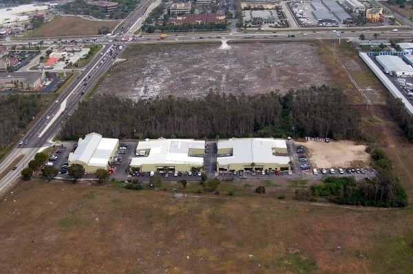 Listing Image #1 - Industrial for lease at 10231 Metro Pkwy, Fort Myers FL 33066