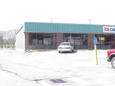 Retail property for lease in Newton, IA