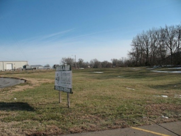 Listing Image #1 - Land for lease at 1749 Independence, Cape Girardeau MO 63701