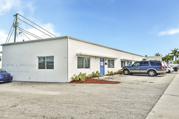 Listing Image #1 - Industrial for lease at 400 South Dixie Highway, Pompano Beach FL 33060 Listing Image #1 - Industrial for lease at 400 South Dixie Highway, Pompano Beach FL 33060